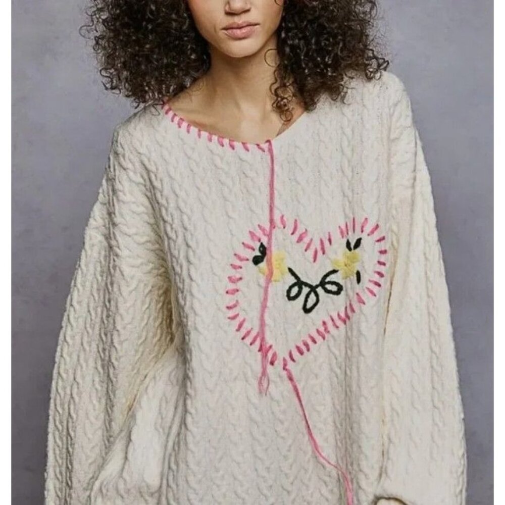 NEW POL Cream Embroidered Pink Heart Soft Sweater Oversized Size M Valentine